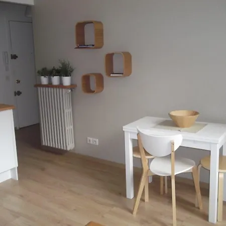 Des Baumettes Apartment